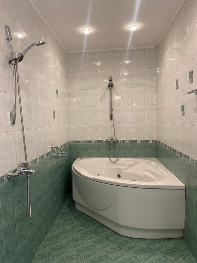 Hotel Tedi アセノヴグラト エクステリア 写真