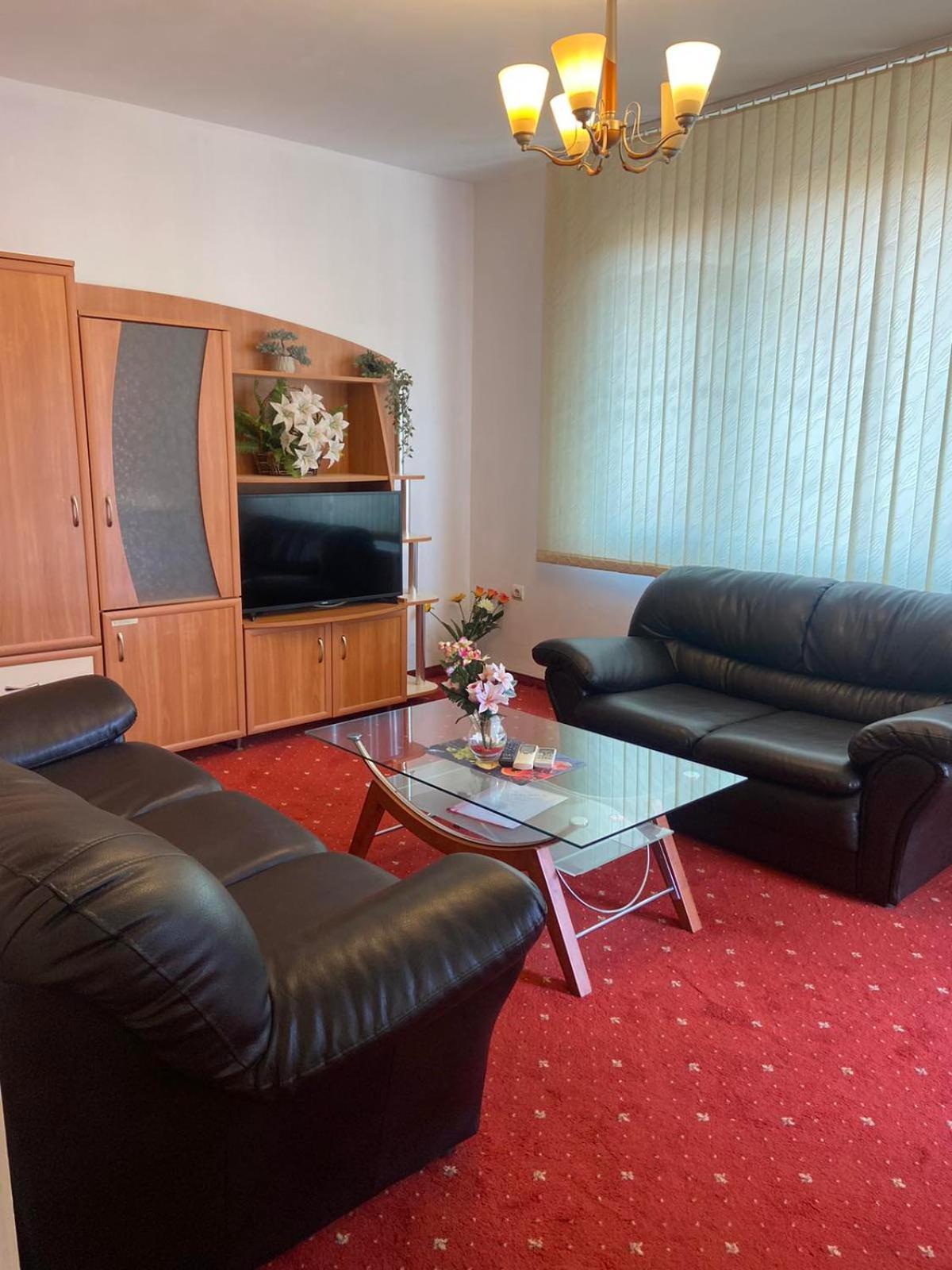 Hotel Tedi アセノヴグラト エクステリア 写真